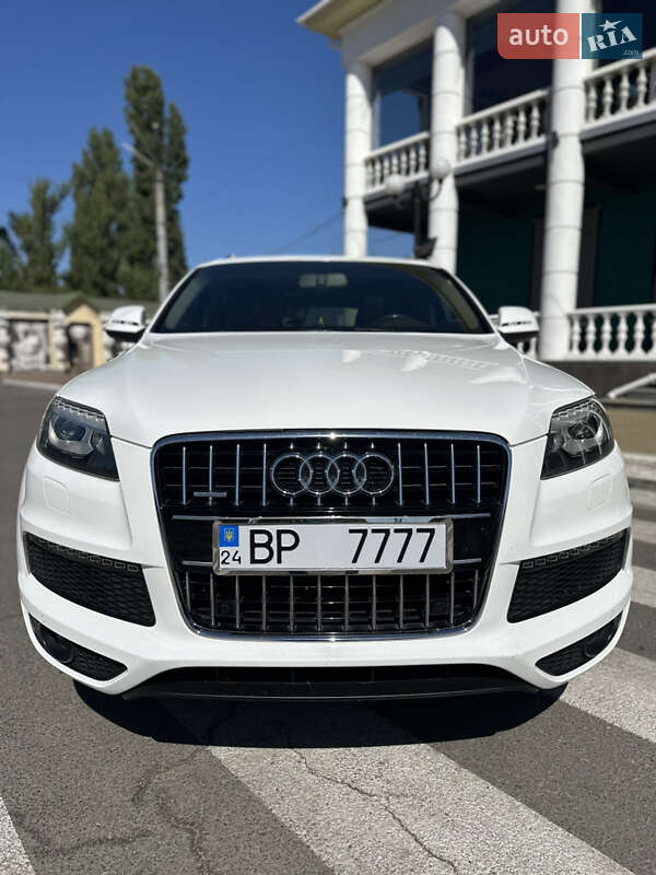 Позашляховик / Кросовер Audi Q7 2011 в Черкасах