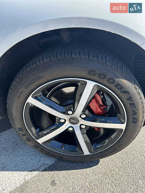 Позашляховик / Кросовер Audi Q7 2011 в Черкасах