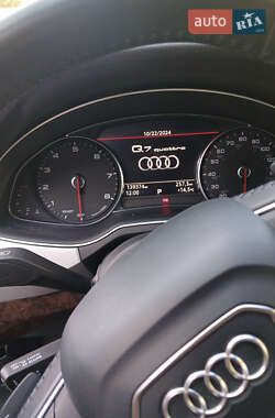 Внедорожник / Кроссовер Audi Q7 2017 в 