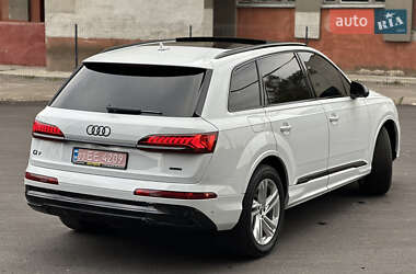 Audi Q7 2021