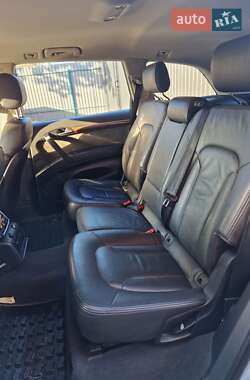 Внедорожник / Кроссовер Audi Q7 2012 в 