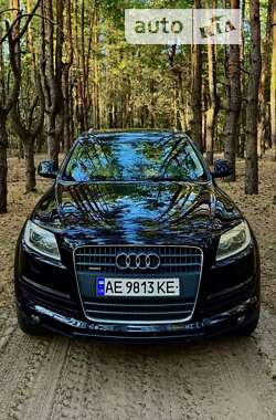 Позашляховик / Кросовер Audi Q7 2006 в Дніпрі