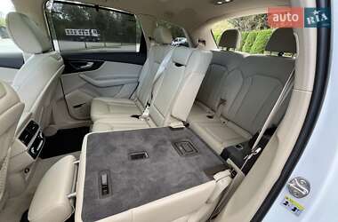 Внедорожник / Кроссовер Audi Q7 2018 в 