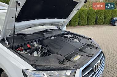 Внедорожник / Кроссовер Audi Q7 2018 в 