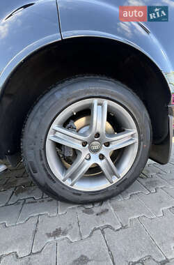 Внедорожник / Кроссовер Audi Q7 2013 в 