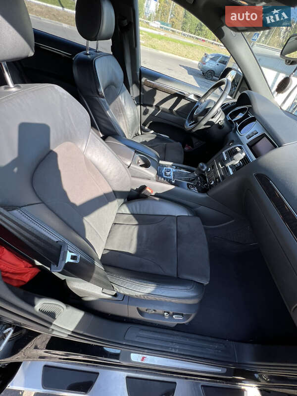 Внедорожник / Кроссовер Audi Q7 2013 в Киеве