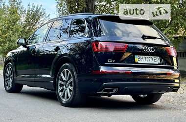 Позашляховик / Кросовер Audi Q7 2017 в Одесі