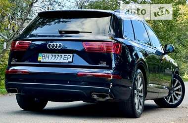 Позашляховик / Кросовер Audi Q7 2017 в Одесі