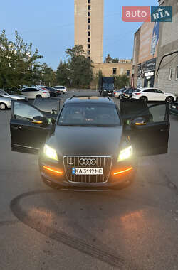 Внедорожник / Кроссовер Audi Q7 2013 в 
