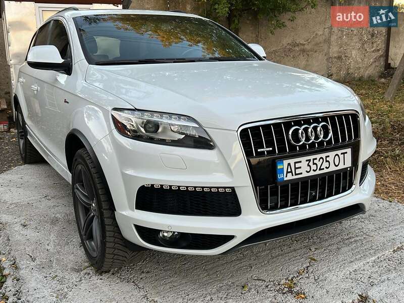 Внедорожник / Кроссовер Audi Q7 2013 в Днепре