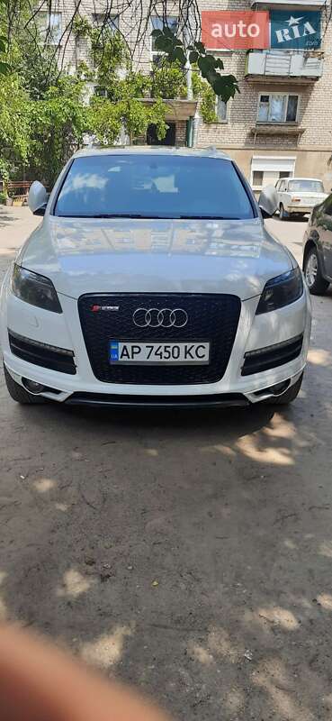 Позашляховик / Кросовер Audi Q7 2010 в Запоріжжі