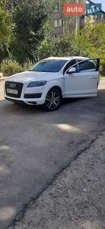 Позашляховик / Кросовер Audi Q7 2010 в Запоріжжі
