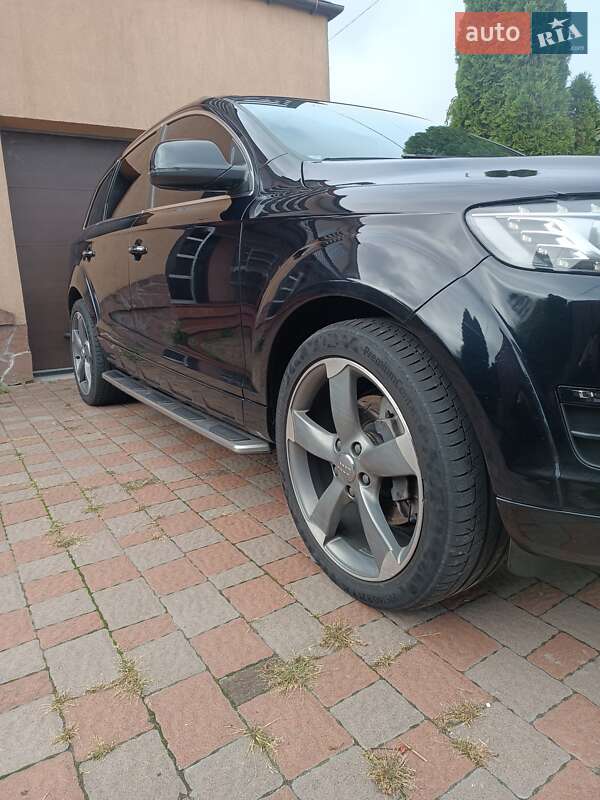 Позашляховик / Кросовер Audi Q7 2014 в Бородянці