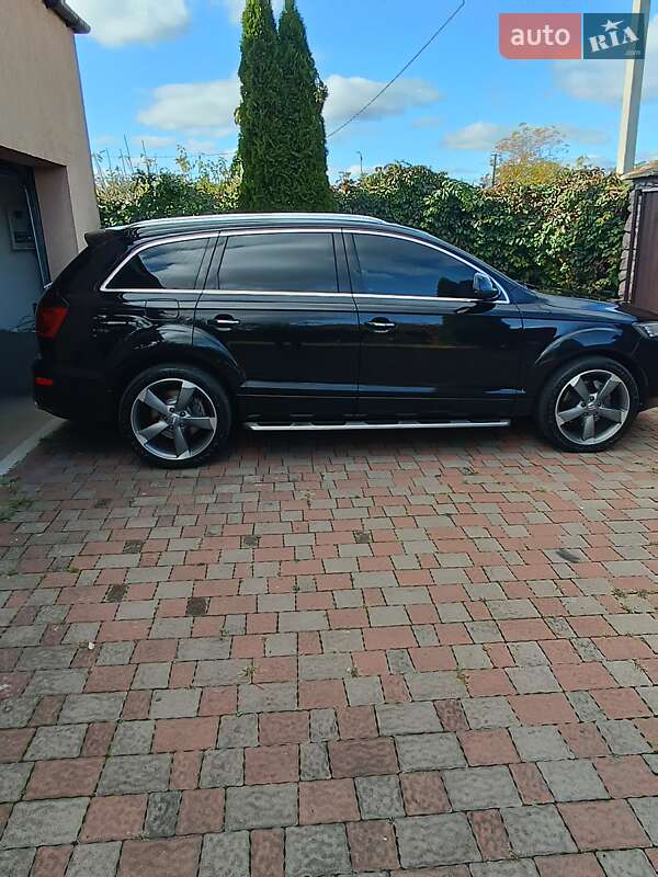 Позашляховик / Кросовер Audi Q7 2014 в Бородянці