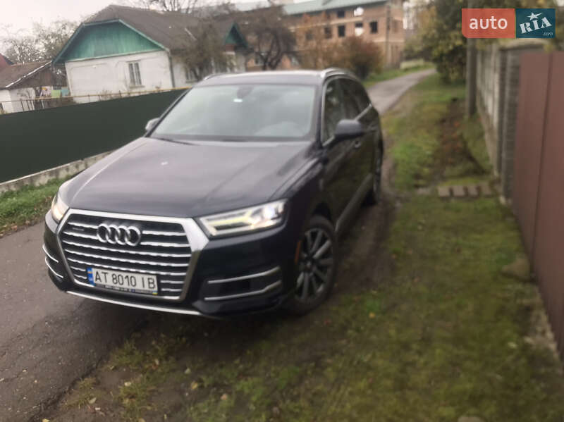 Позашляховик / Кросовер Audi Q7 2016 в Калуші