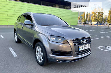 Позашляховик / Кросовер Audi Q7 2012 в Києві