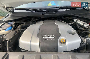 Внедорожник / Кроссовер Audi Q7 2013 в 