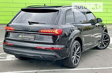 Внедорожник / Кроссовер Audi Q7 2022 в Киеве