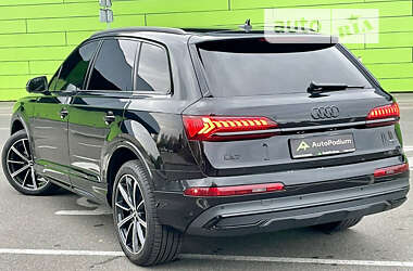 Внедорожник / Кроссовер Audi Q7 2022 в Киеве