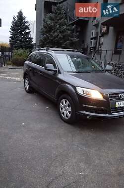 Позашляховик / Кросовер Audi Q7 2007 в Києві