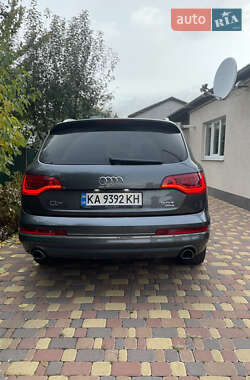 Внедорожник / Кроссовер Audi Q7 2015 в Миргороде