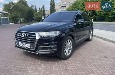 Audi Q7 2016