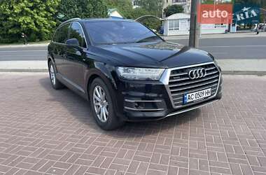 Внедорожник / Кроссовер Audi Q7 2016 в Луцке