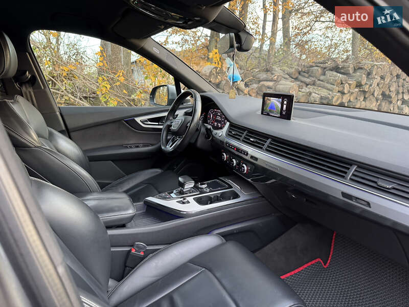Позашляховик / Кросовер Audi Q7 2017 в Вінниці
