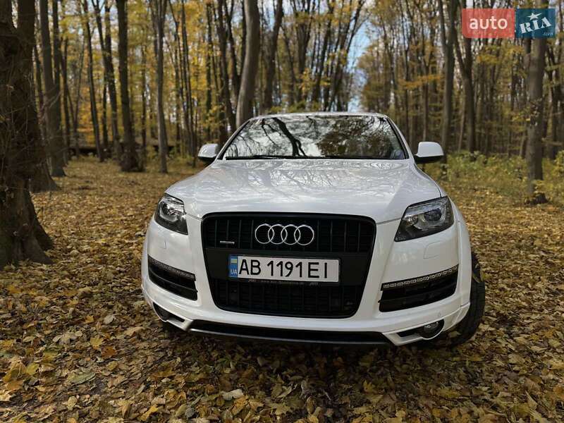 Позашляховик / Кросовер Audi Q7 2011 в Вінниці