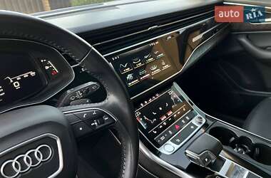 Внедорожник / Кроссовер Audi Q7 2019 в 