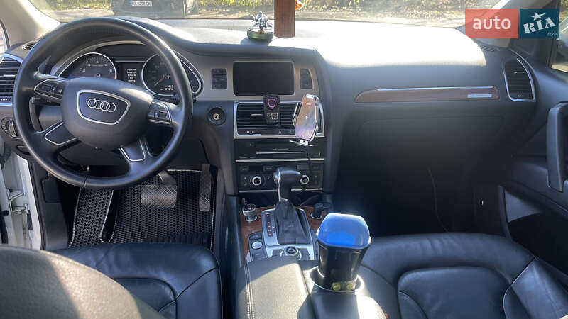 Позашляховик / Кросовер Audi Q7 2015 в Хмельницькому