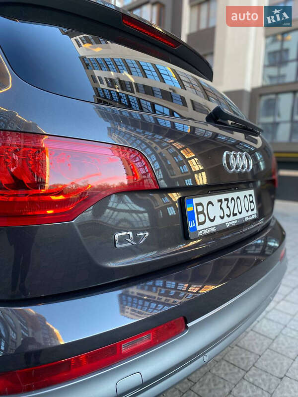 Позашляховик / Кросовер Audi Q7 2011 в Івано-Франківську
