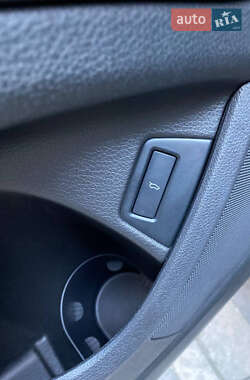 Внедорожник / Кроссовер Audi Q7 2011 в 