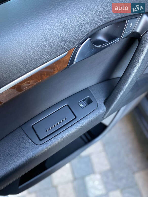 Позашляховик / Кросовер Audi Q7 2011 в Івано-Франківську