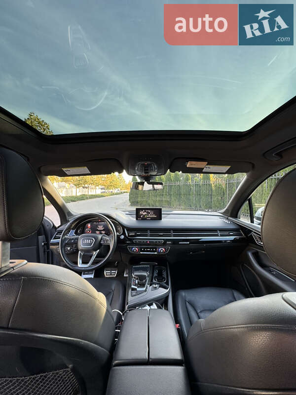Внедорожник / Кроссовер Audi Q7 2017 в Одессе