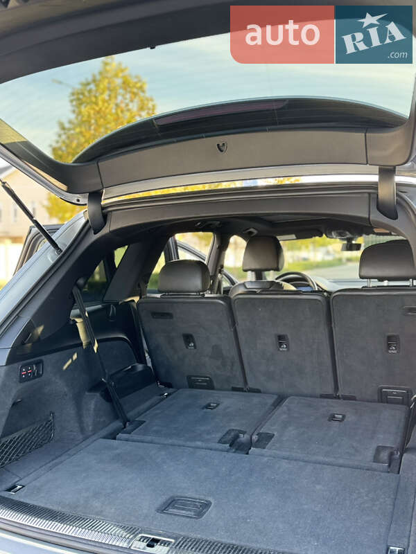 Внедорожник / Кроссовер Audi Q7 2017 в Одессе