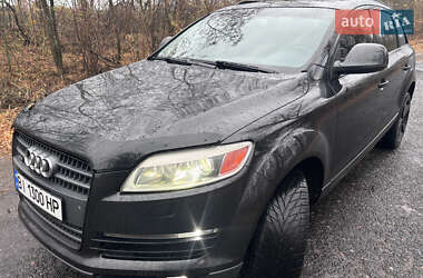 Позашляховик / Кросовер Audi Q7 2007 в Полтаві