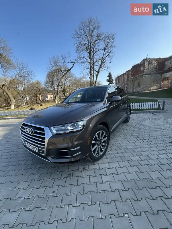 Audi Q7 2015 VIN WA1LMAFE1FD028704 фото оголошення 46 з 89