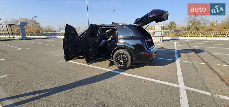 Позашляховик / Кросовер Audi Q7 2016 в Києві фото 16 Позашляховик / Кросовер Audi Q7 2016 в Києві