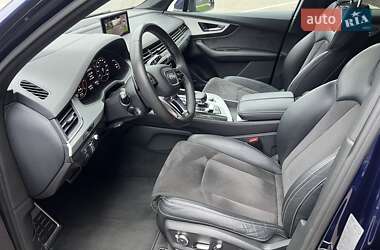 Внедорожник / Кроссовер Audi Q7 2019 в 