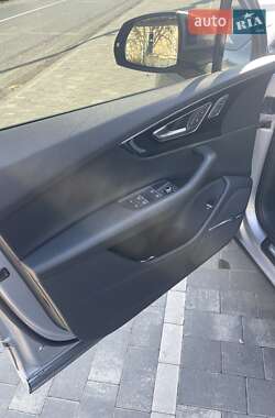 Внедорожник / Кроссовер Audi Q7 2019 в 