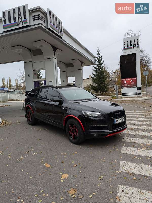 Внедорожник / Кроссовер Audi Q7 2011 в Харькове