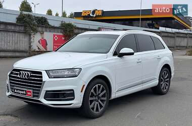 Позашляховик / Кросовер Audi Q7 2019 в Києві