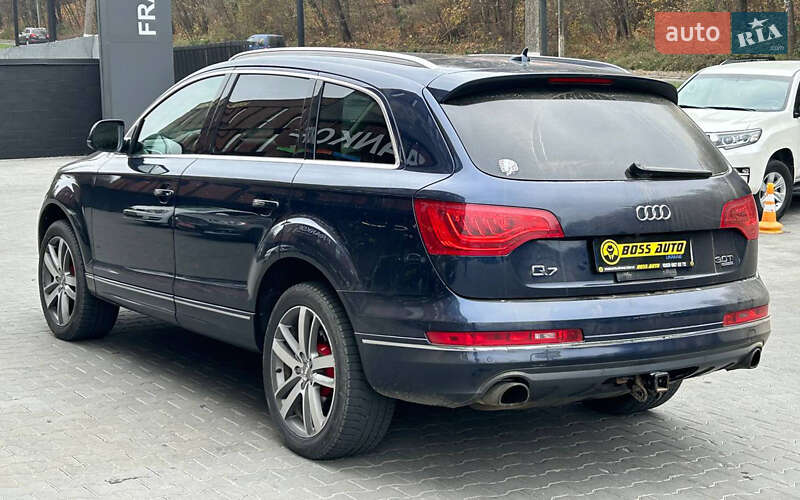 Позашляховик / Кросовер Audi Q7 2014 в Чернівцях