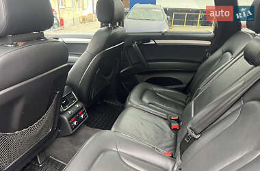 Внедорожник / Кроссовер Audi Q7 2012 в 