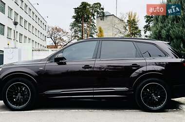 Внедорожник / Кроссовер Audi Q7 2021 в Киеве