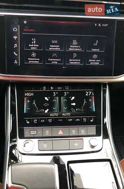 Внедорожник / Кроссовер Audi Q7 2022 в 