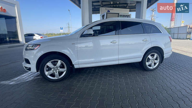 Позашляховик / Кросовер Audi Q7 2012 в Києві