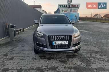 Позашляховик / Кросовер Audi Q7 2012 в 