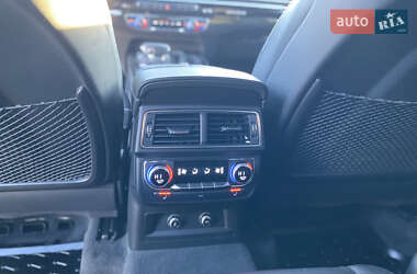 Внедорожник / Кроссовер Audi Q7 2017 в 